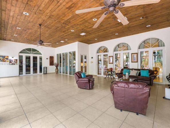 7761 SW 122 ave, Miami FL 33183