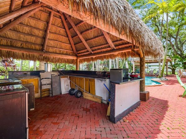 7761 SW 122 ave, Miami FL 33183