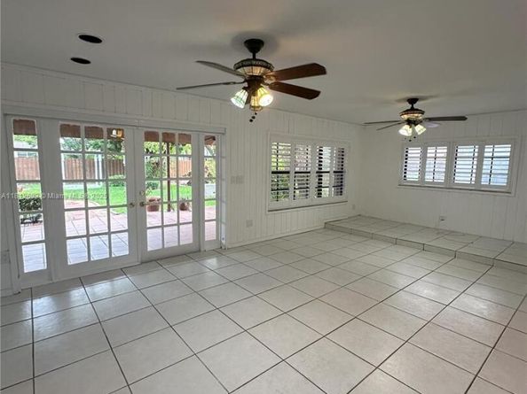8331 SW 38th St, Miami FL 33155
