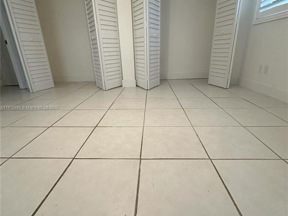 8331 SW 38th St, Miami FL 33155