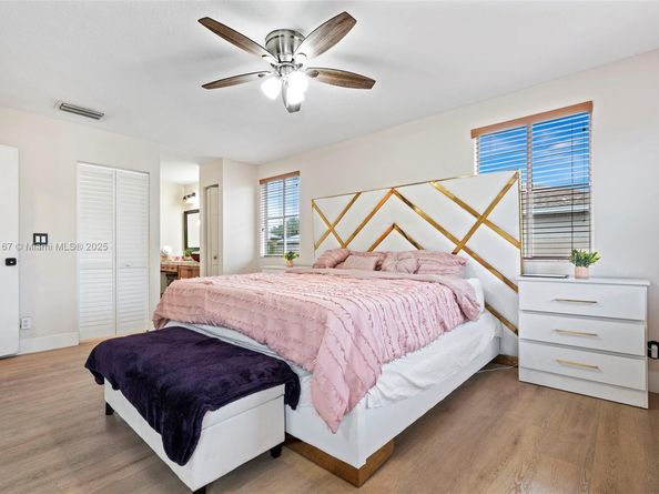 1463 NW 48th Ave, Coconut Creek FL 33063