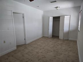 961 E 32nd St, Hialeah FL 33013