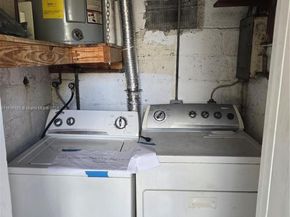 961 E 32nd St, Hialeah FL 33013