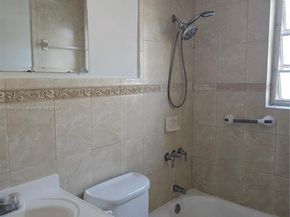 961 E 32nd St, Hialeah FL 33013