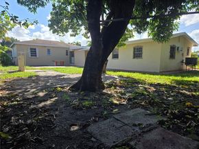 961 E 32nd St, Hialeah FL 33013