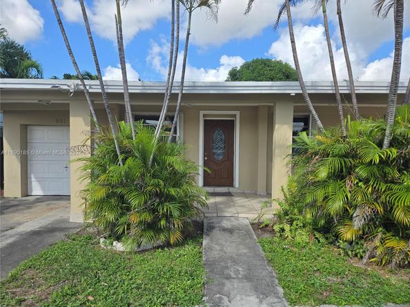 961 E 32nd St, Hialeah FL 33013
