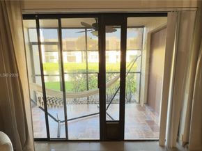 410 Lakeview Dr 103, Weston FL 33326