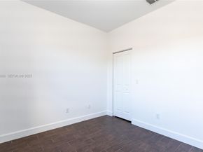 4638 NW 59th St, Tamarac FL 33319