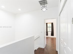 4638 NW 59th St, Tamarac FL 33319