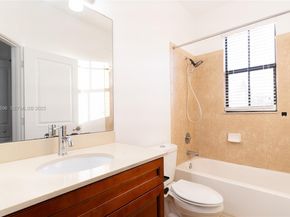 4638 NW 59th St, Tamarac FL 33319