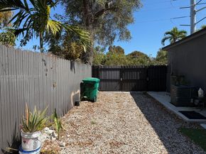 6700 NW 5th Ave, Miami FL 33150