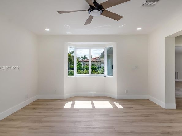 5713 NE 17th Ter, Fort Lauderdale FL 33334