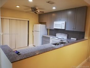 6985 NW 29th Ln, Fort Lauderdale FL 33309