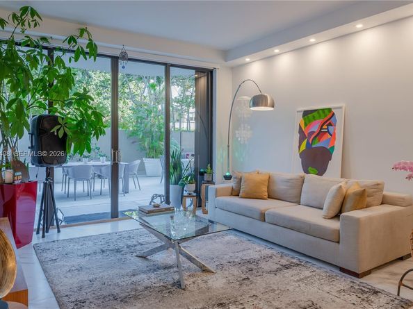 151 Crandon Blvd 122, Key Biscayne FL 33149