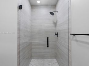 580 72 St 2101, Miami Beach FL 33141