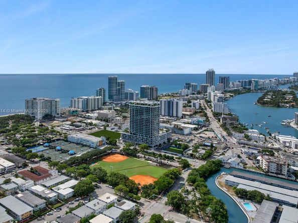 580 72 St 2101, Miami Beach FL 33141