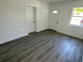 774 NW 74th St, Miami FL 33150