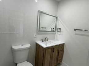774 NW 74th St, Miami FL 33150