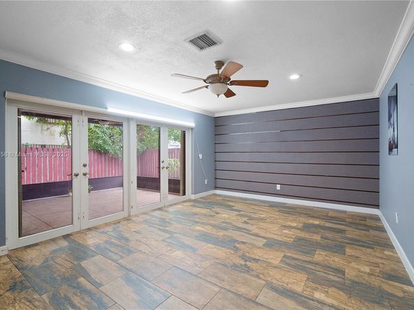 9701 SW 16th St, Pembroke Pines FL 33025