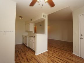 2667 NW 33rd St 2416, Oakland Park FL 33309