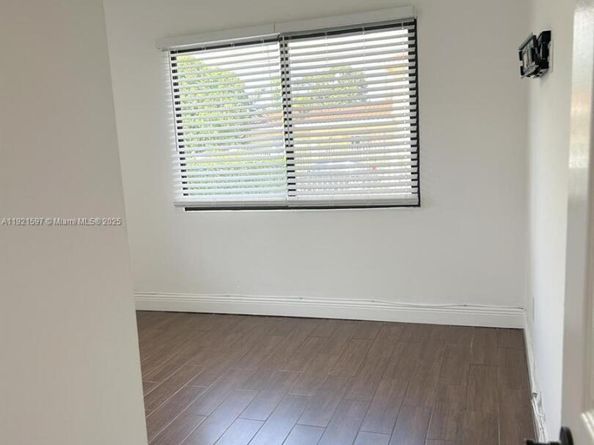 5790 SW 5th St, Miami FL 33144