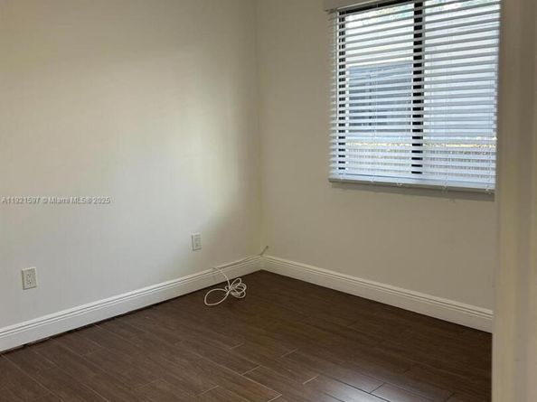 5790 SW 5th St, Miami FL 33144