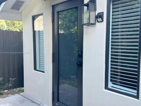 5790 SW 5th St, Miami FL 33144