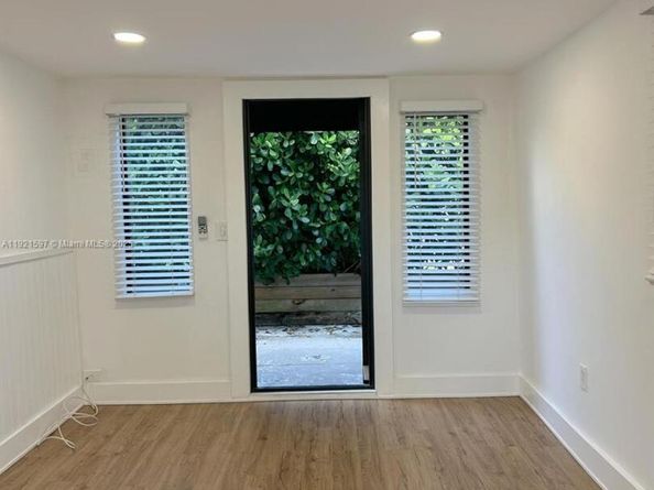 5790 SW 5th St, Miami FL 33144