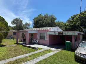 2370 NW 96th St, Miami FL 33147