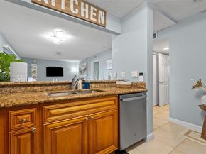 1540 Windorah Way D, West Palm Beach FL 33411
