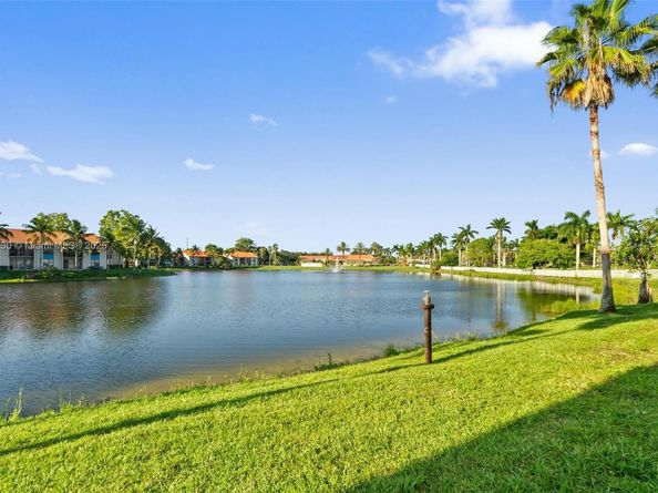 1540 Windorah Way D, West Palm Beach FL 33411