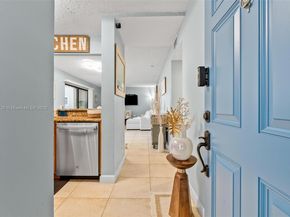 1540 Windorah Way D, West Palm Beach FL 33411