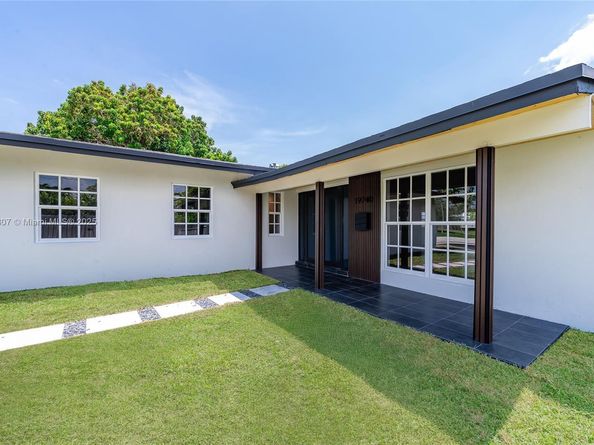 Undisclosed Address #A11865807, Cutler Bay FL 33157