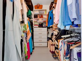 501 NE 31 4305, Miami FL 33137