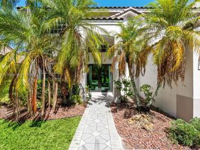 773 Verona Lake Dr, Weston FL 33326