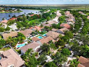 773 Verona Lake Dr, Weston FL 33326