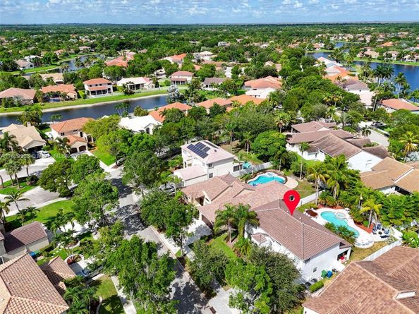 773 Verona Lake Dr, Weston FL 33326