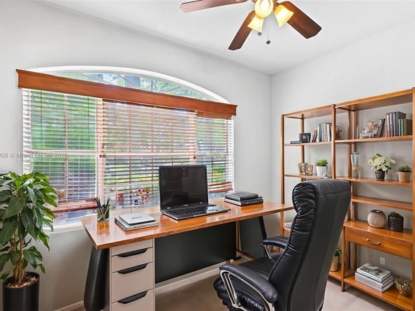 773 Verona Lake Dr, Weston FL 33326
