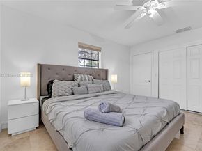 3338 Taft St, Hollywood FL 33021
