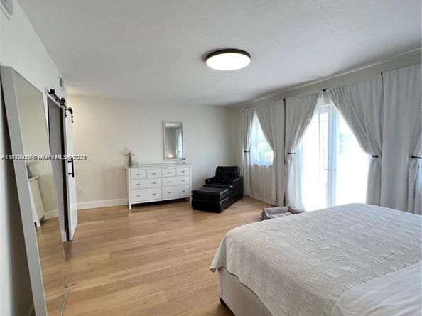 1043 SW 9th Ct F1, Miami FL 33130