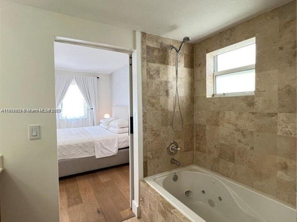 1043 SW 9th Ct F1, Miami FL 33130