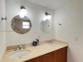 1043 SW 9th Ct F1, Miami FL 33130