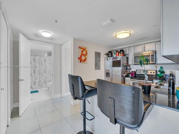 1861 NW S River Dr 1410, Miami FL 33125
