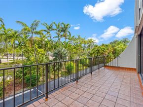 77 Crandon Blvd 2B, Key Biscayne FL 33149