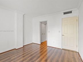 77 Crandon Blvd 2B, Key Biscayne FL 33149