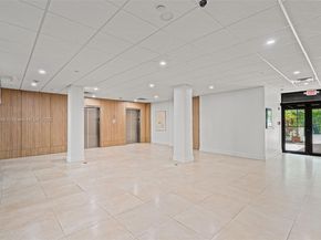77 Crandon Blvd 2B, Key Biscayne FL 33149