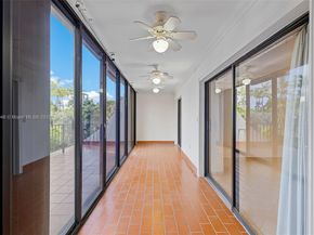 77 Crandon Blvd 2B, Key Biscayne FL 33149