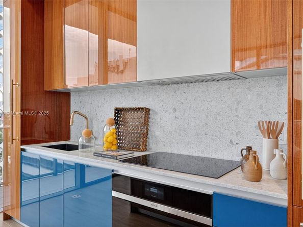 2655 S Bayshore Dr 1409, Miami FL 33133