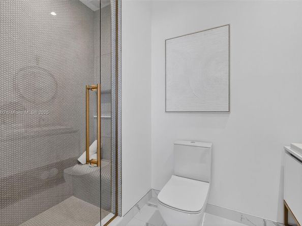 2655 S Bayshore Dr 1409, Miami FL 33133