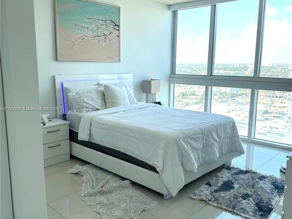 1861 NW S River Dr 2201, Miami FL 33125